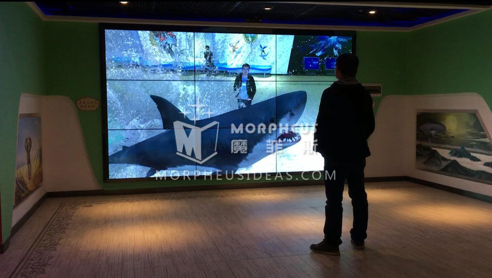 AR奇幻森林使場景地面變為海洋，大白鯊出現