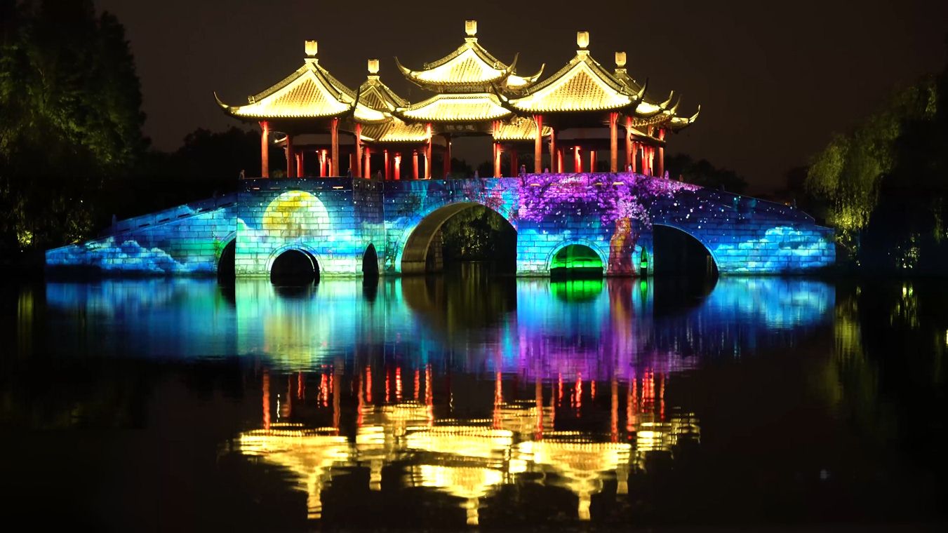 首夜破万人次！央视直击现场！扬州瘦西湖引爆夜游经济